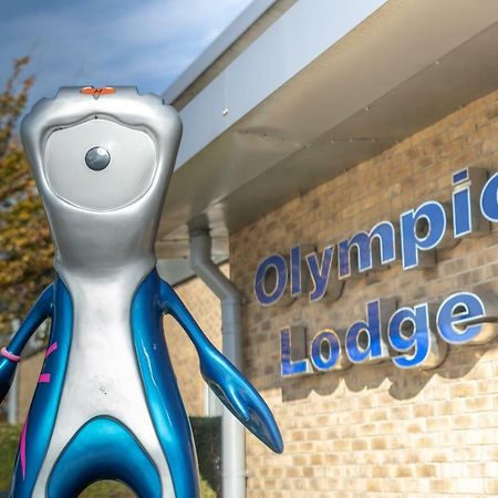 The Olympic Lodge Aylesbury  Zewnętrze zdjęcie