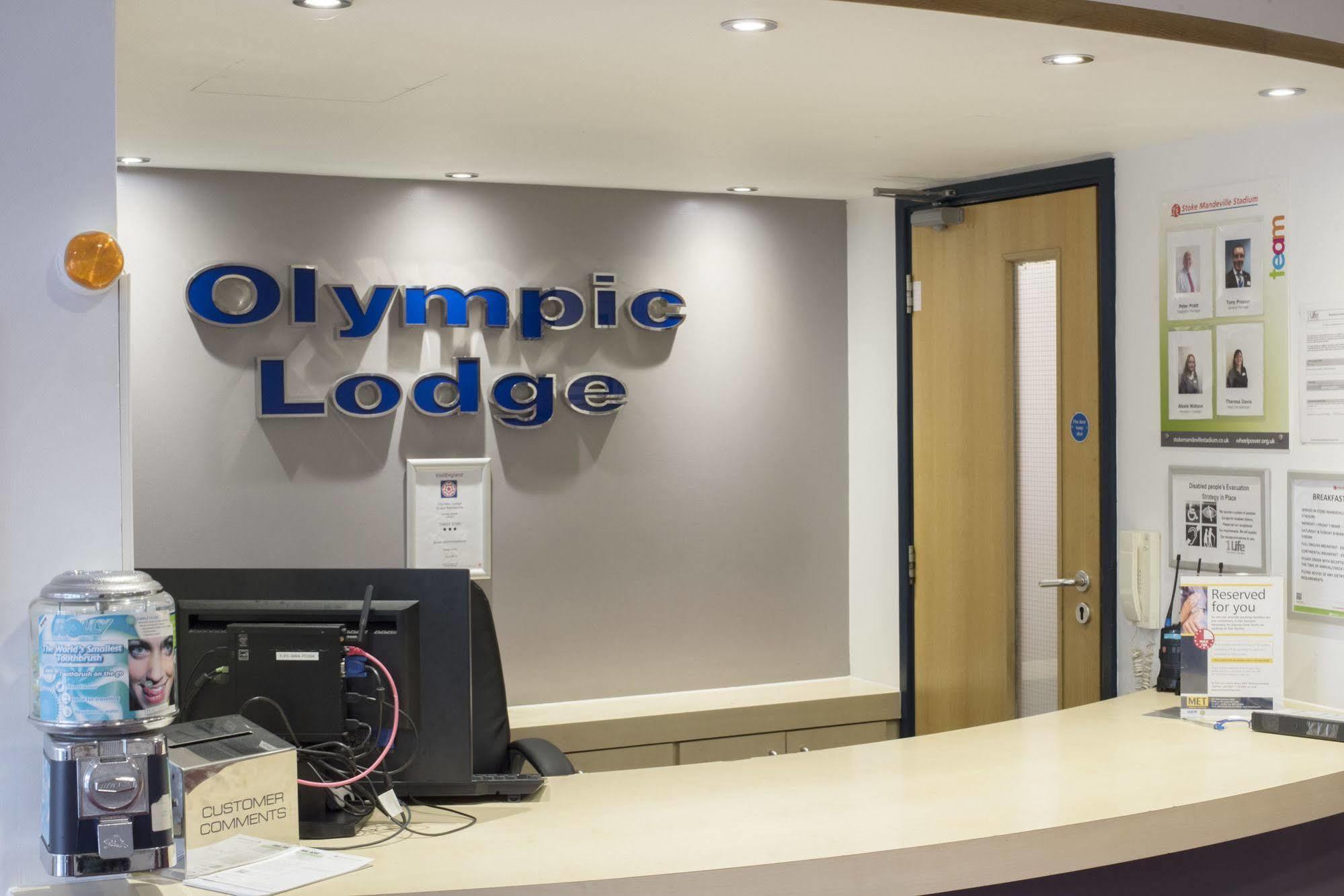 The Olympic Lodge Aylesbury  Zewnętrze zdjęcie